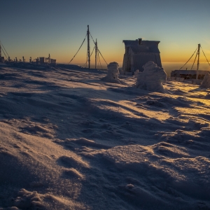 Rasarit in Calimani, Statia Meteo Retitis