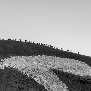 Urcand pe Etna