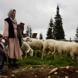 În dulcele stil românesc!