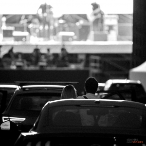 Indragostiti la un concert Drive-in