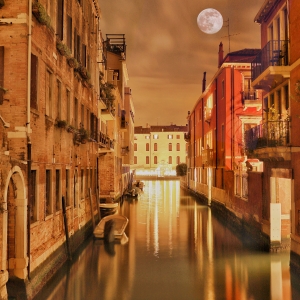 Sub clar de lună în Veneția 